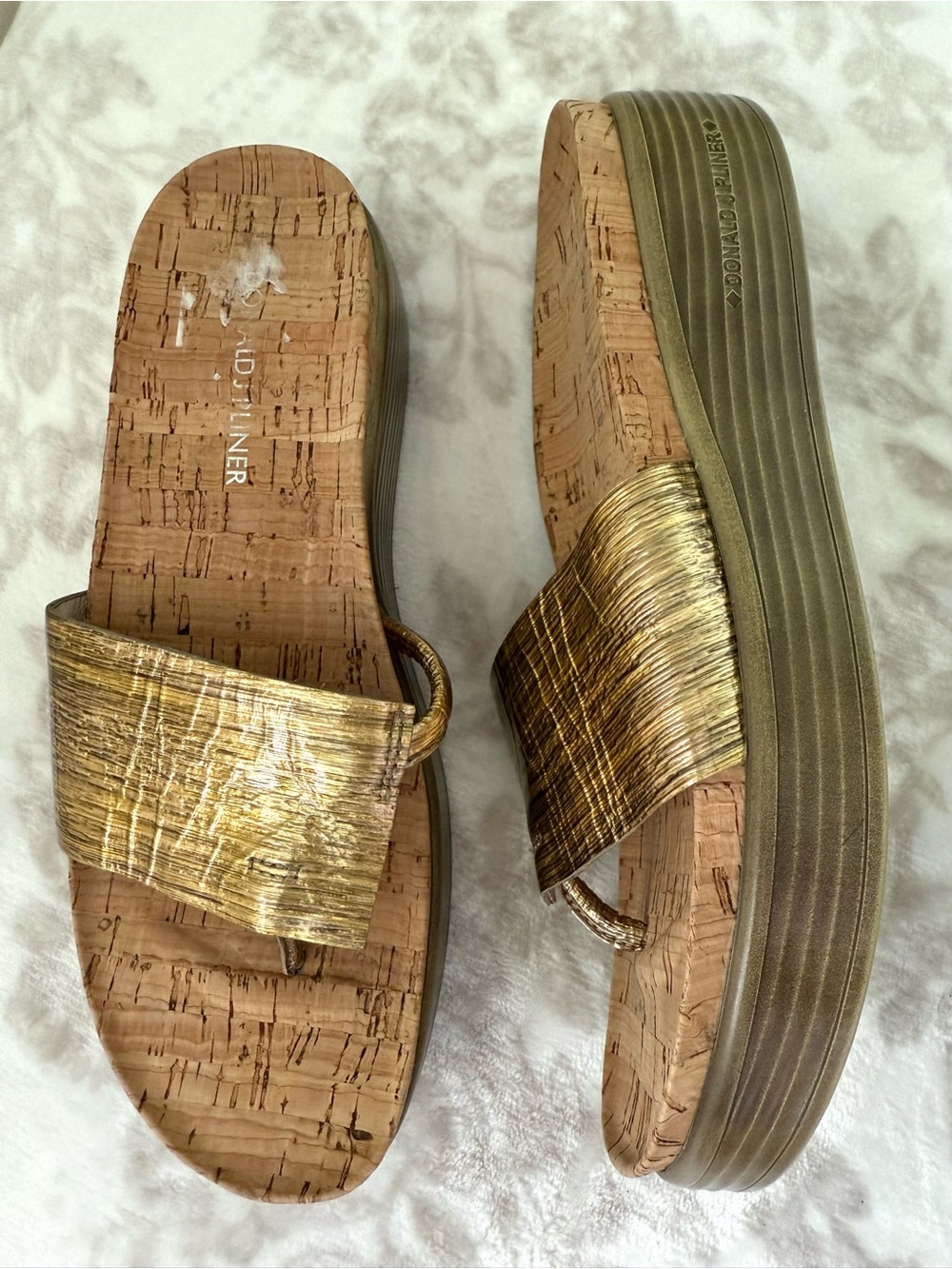 Donald J Pliner Womens Metallic Fiji Wedge Platform Sandals Slides